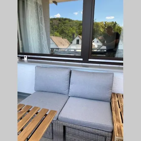 Mit Blick Auf Schloss Sayn * Bendorf